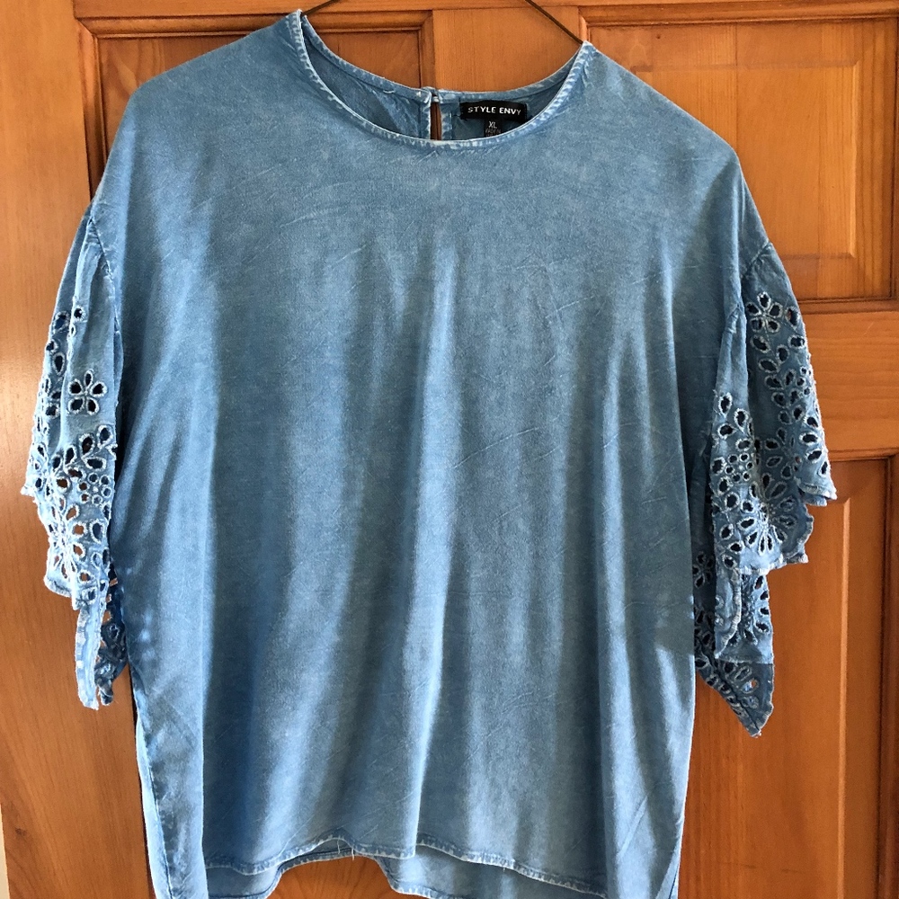 Style Envy XL womens blue top